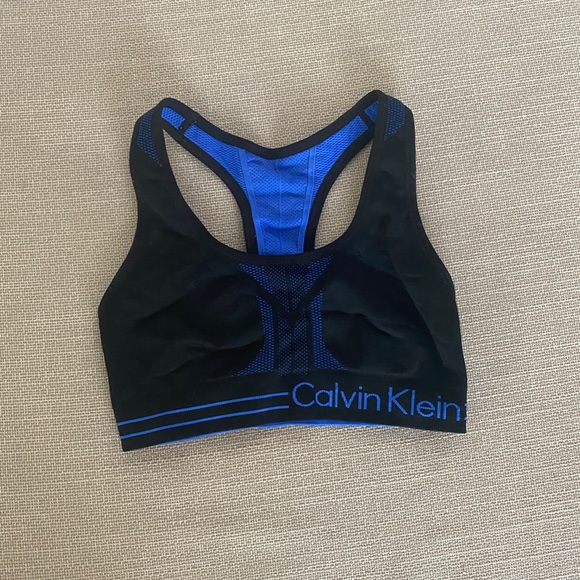 Light used Calvin Klein sports bra size xs.